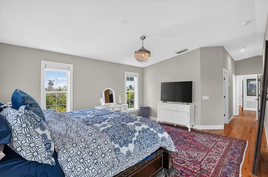 Photo of 6330 LAGUNA DRIVE