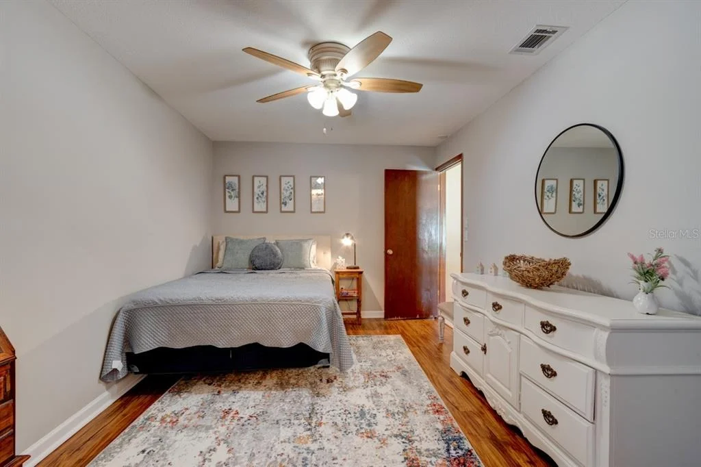 Photo of 16 LAUREL OAKS CIRCLE