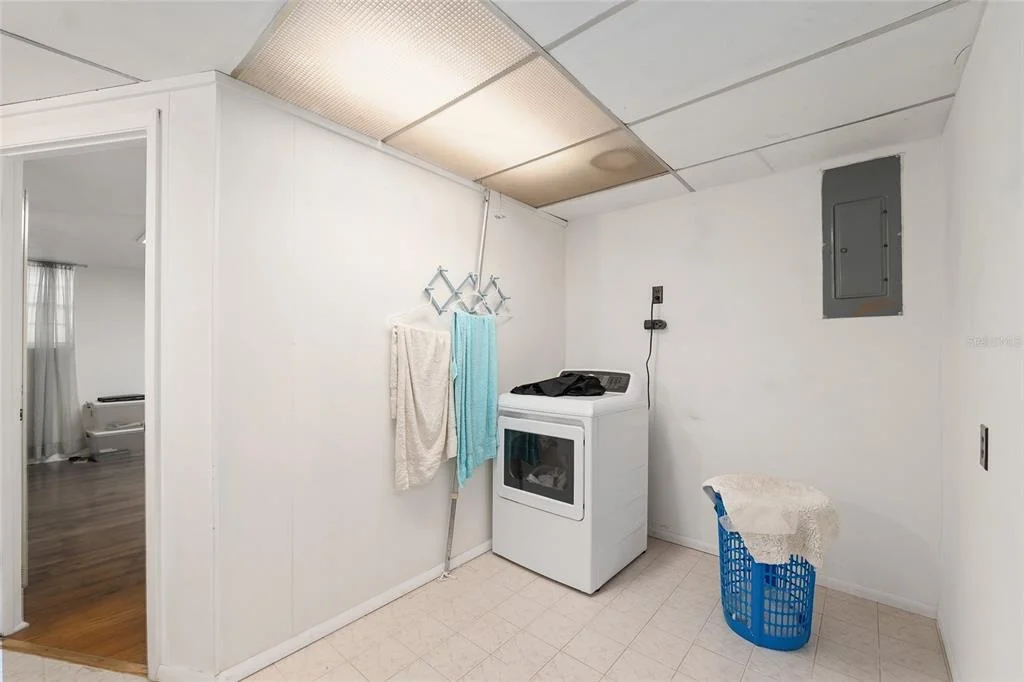 Photo of 505 NW 37TH PLACE