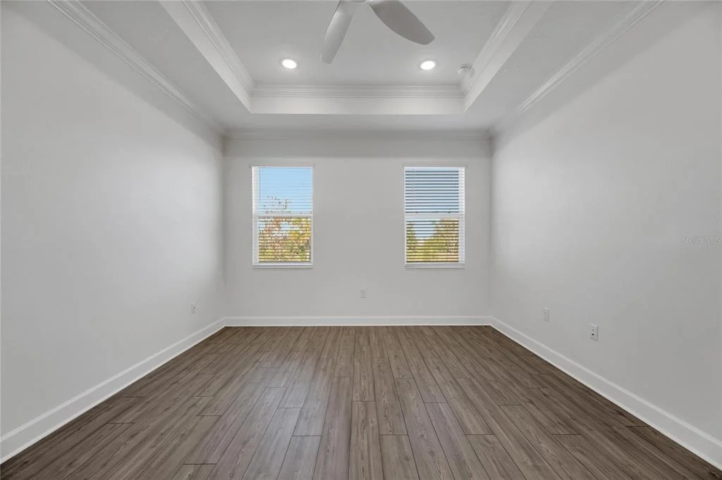 Photo of 923 SIGNET DRIVE