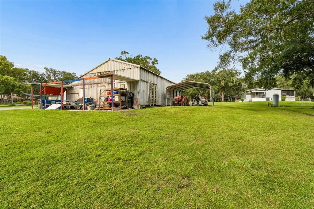 Photo of 6325 OAKVIEW LANE