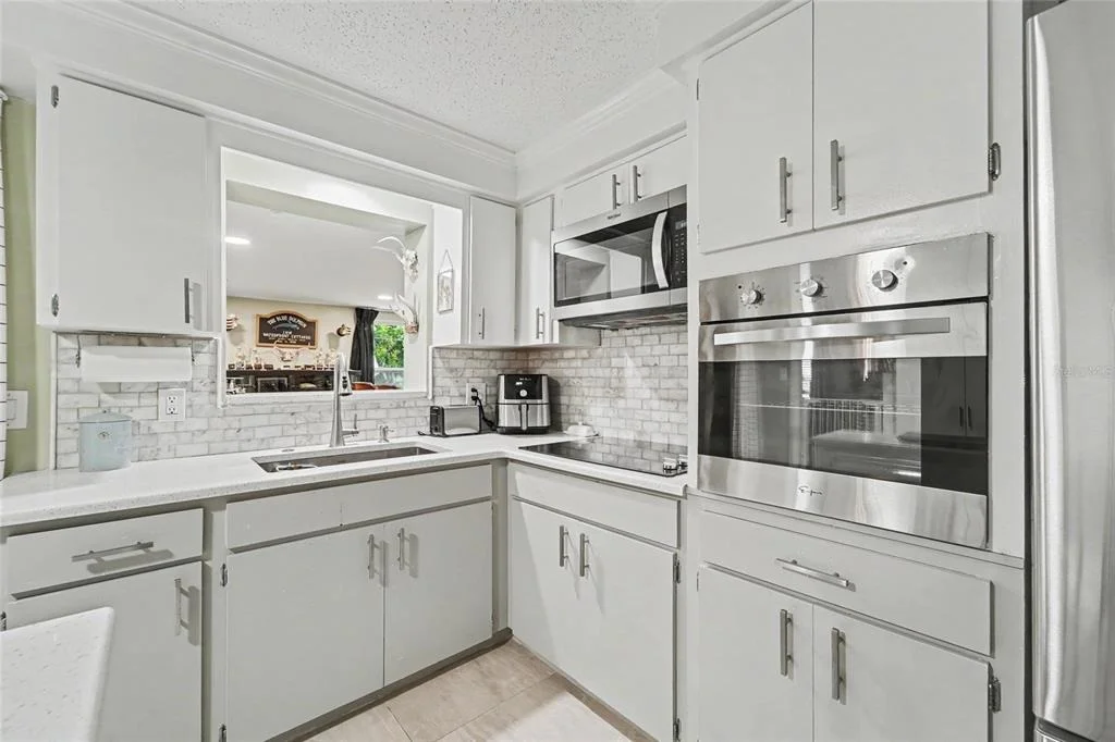 Photo of 1779 AVON LANE