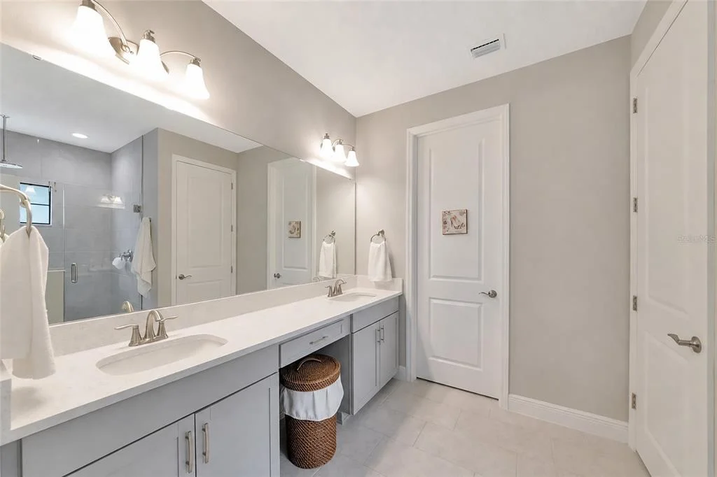 Photo of 9211 ISABELLA CIRCLE