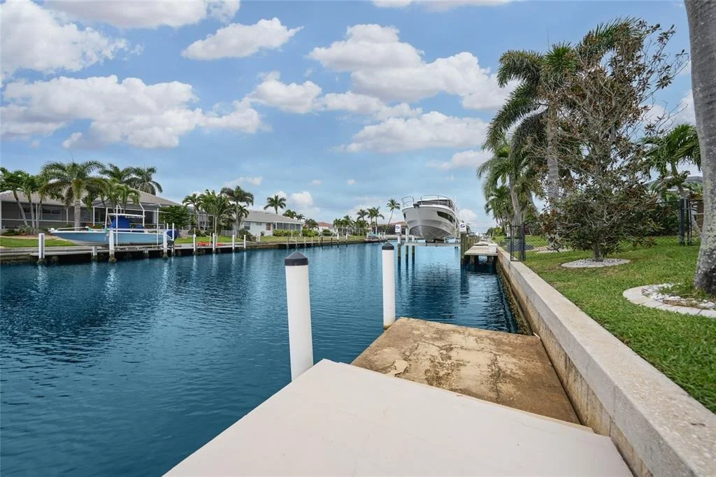 Photo of 931 BAL HARBOR BOULEVARD
