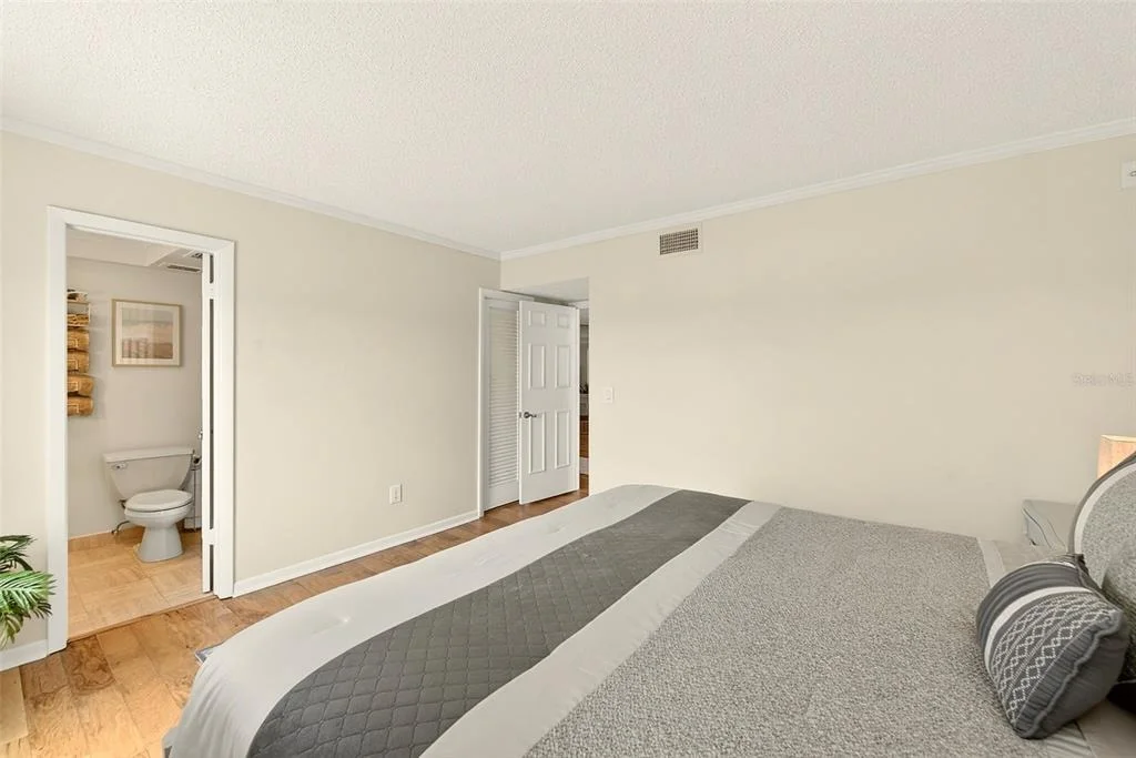 Photo of Unit 401 at 131 BLUFF VIEW DRIVE
