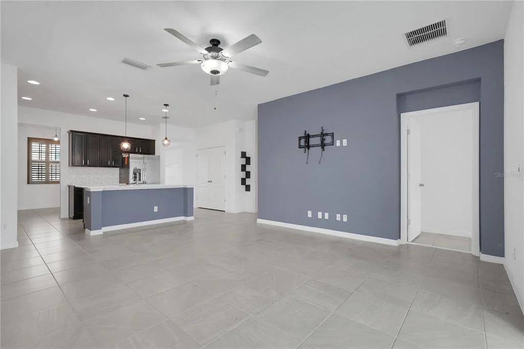 Photo of 935 BENJAMIN TRAIL