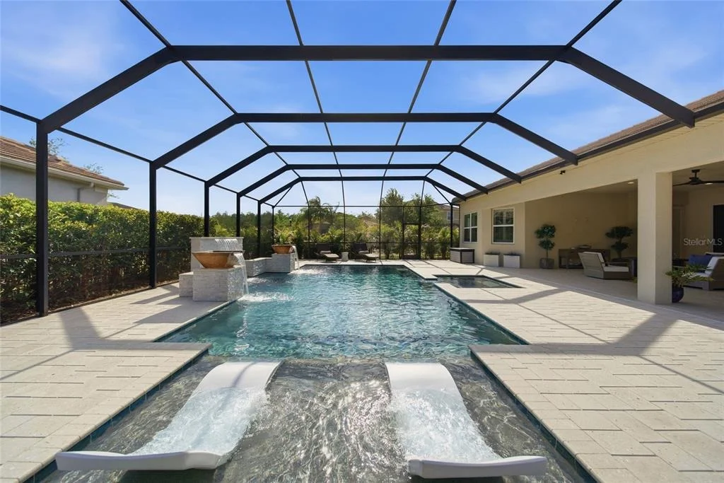 Photo of 2420 COCO PALM CIRCLE