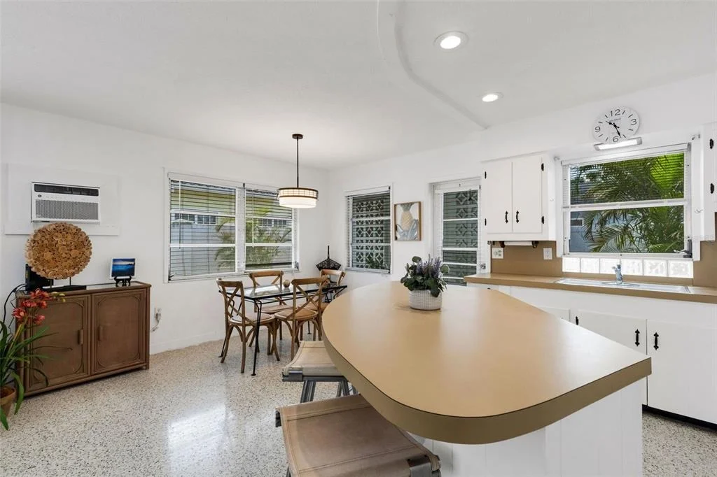 Photo of 531 GRANADA AVENUE