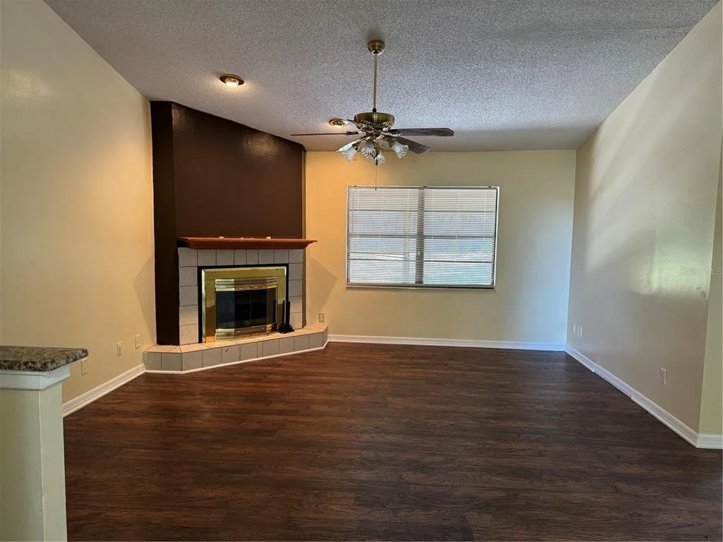 Photo of 5581 AEOLUS WAY