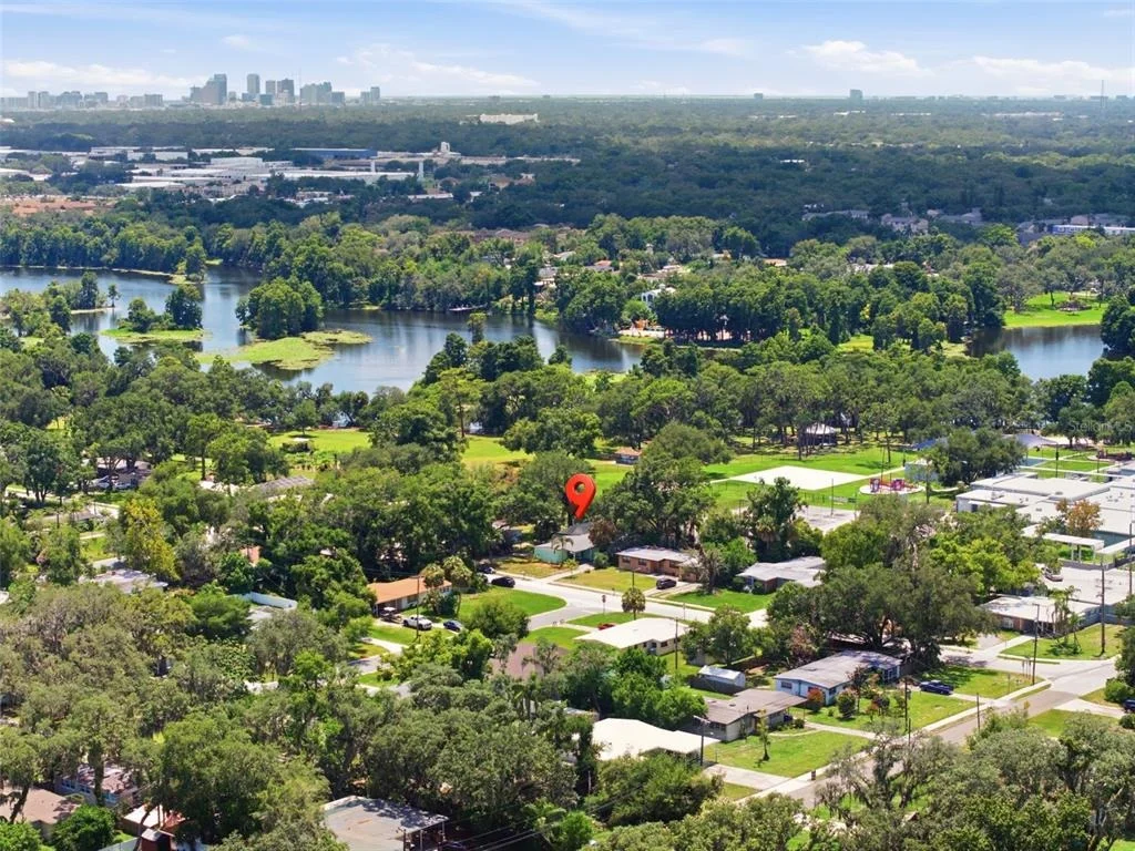 Photo of 609 W RIVER DRIVE