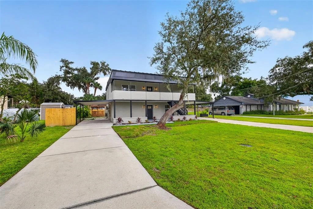 Photo of 11317 SYLVAN GREEN LANE