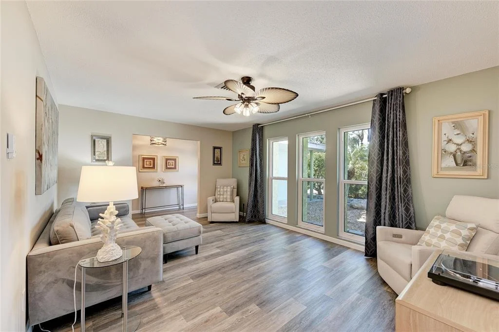 Photo of 1184 KENISCO ROAD
