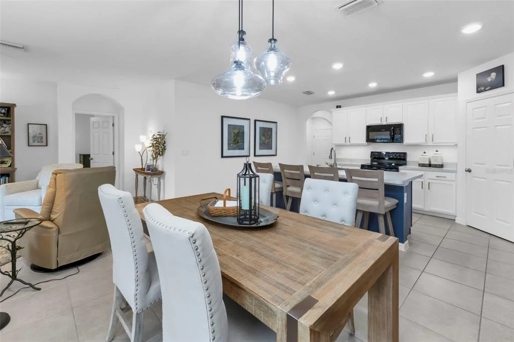 Photo of 7676 MIKASA DRIVE