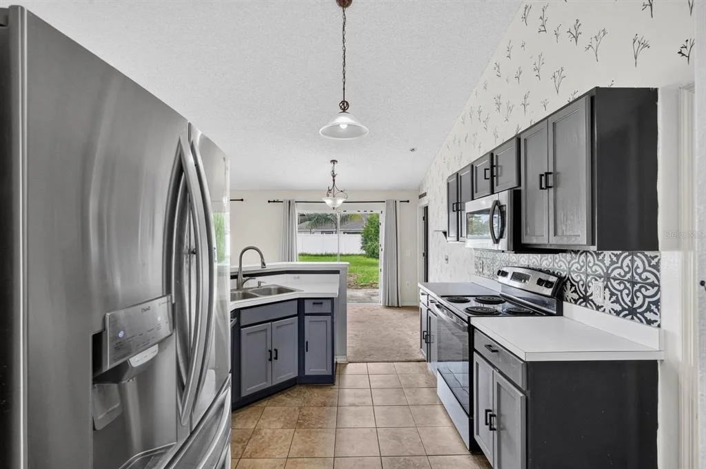 Photo of 6 BROWNSTONE LANE