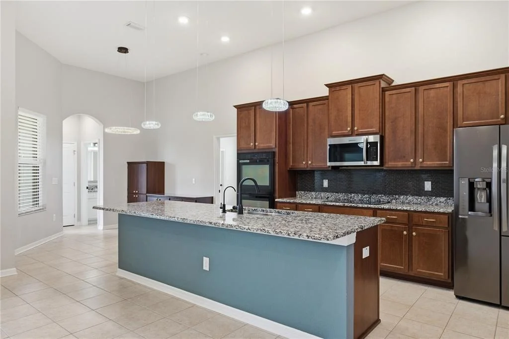 Photo of 6410 FALLING OAK TRAIL