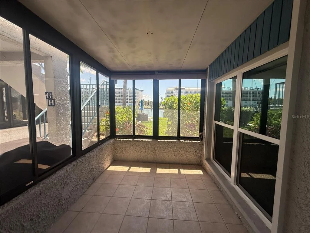 Photo of Unit D at 179 MEDALLION BOULEVARD