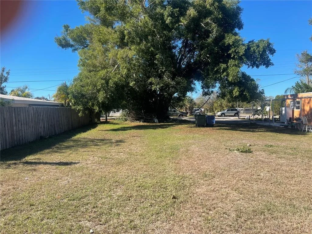 Photo of 108 RIVER BOULEVARD N