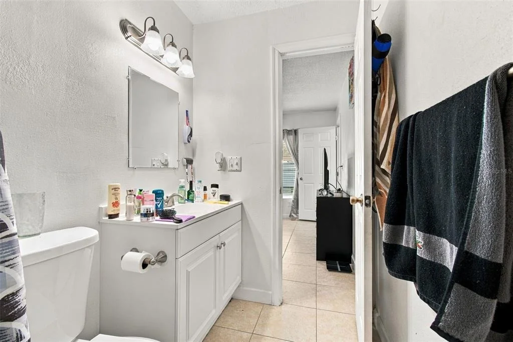 Photo of 1325 OAKCREST DRIVE