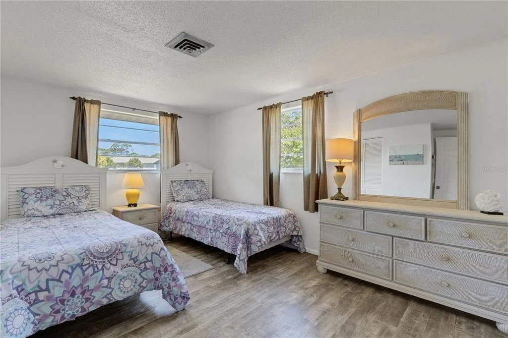 Photo of 979 KIMBALL ROAD