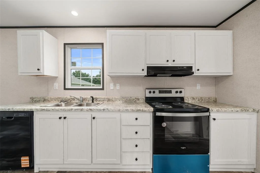 Photo of 762 SALLY PLACE