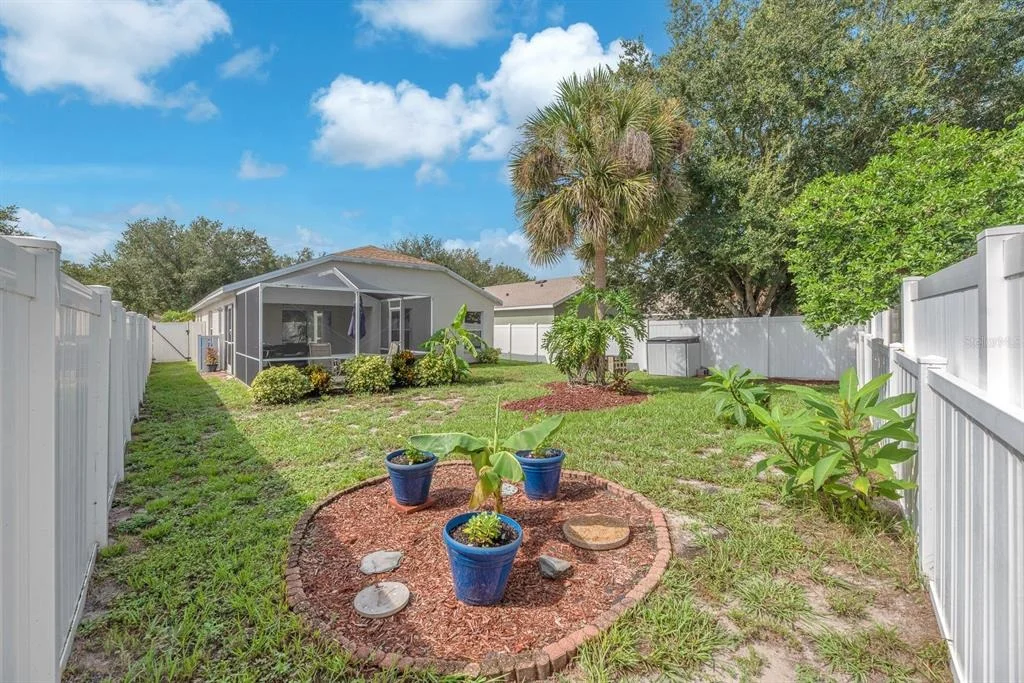 Photo of 11433 BAY GARDENS LOOP