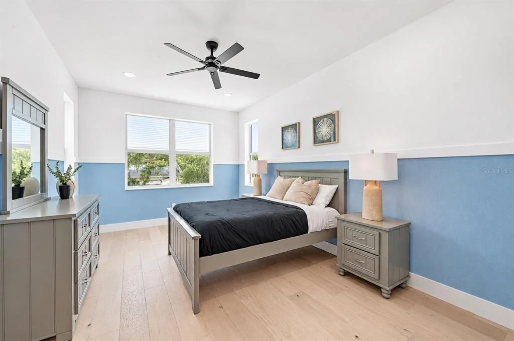 Photo of 1647 SIESTA DRIVE