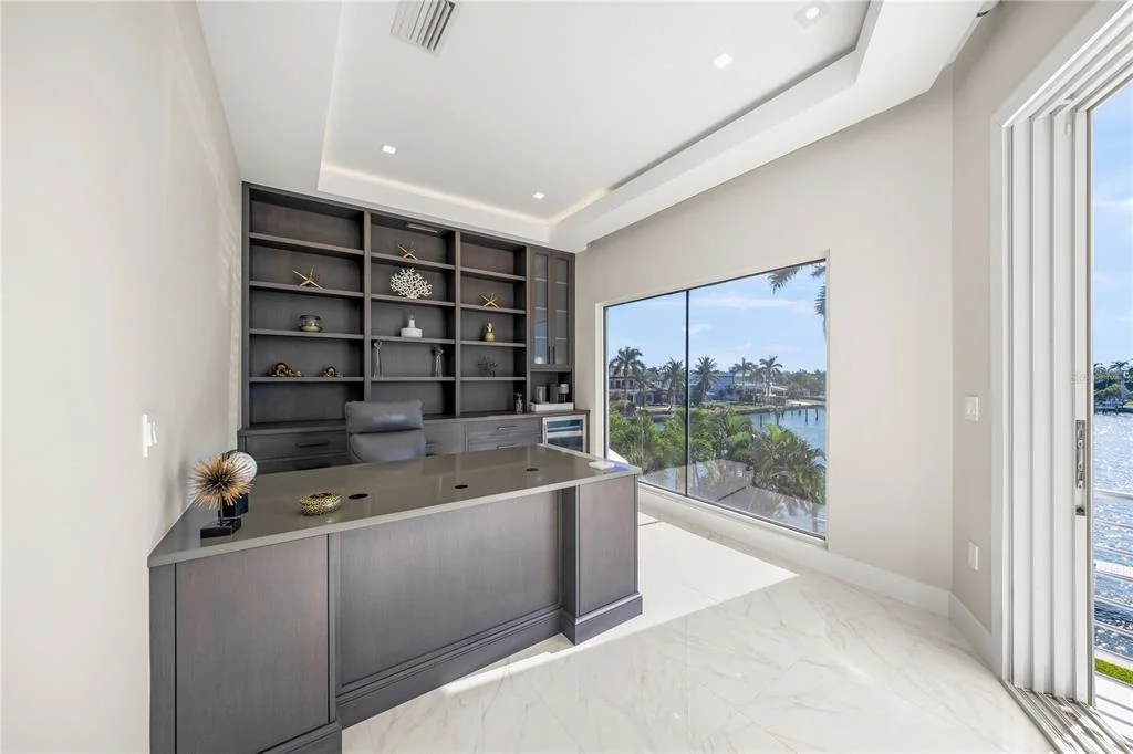 Photo of 1400 SIESTA DRIVE