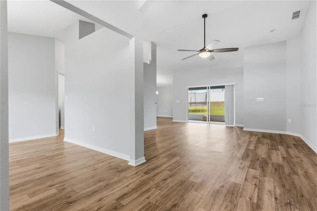Photo of 185 CLOVERBROOK TRAIL