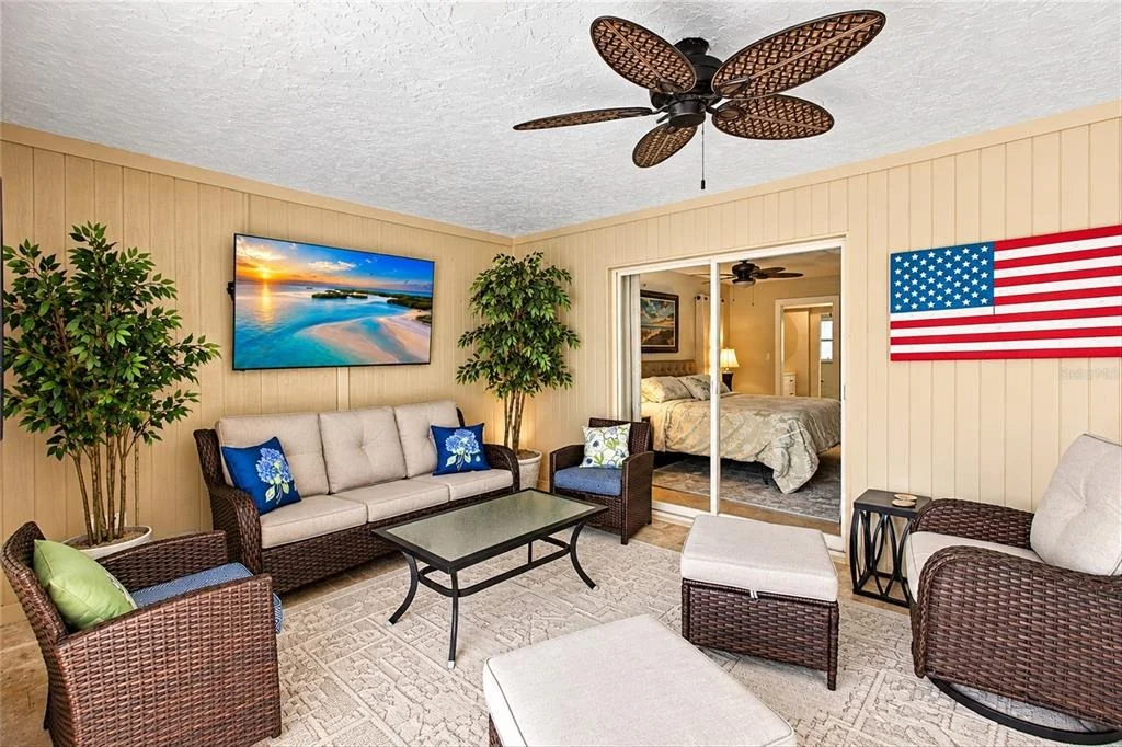 Photo of 1242 PINEBROOK WAY