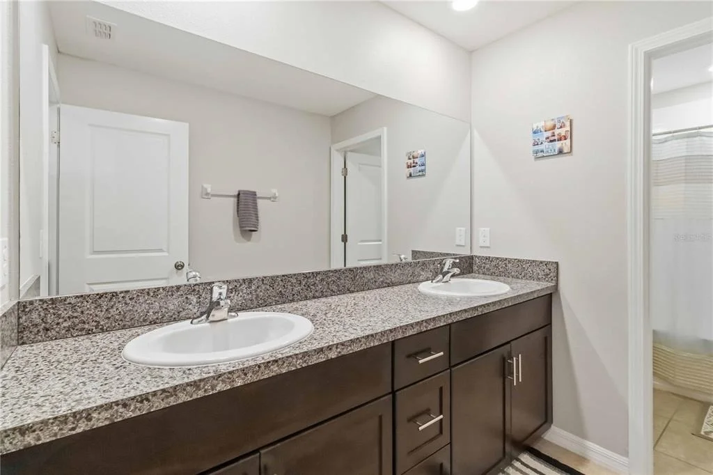 Photo of 5210 DANDELION STREET