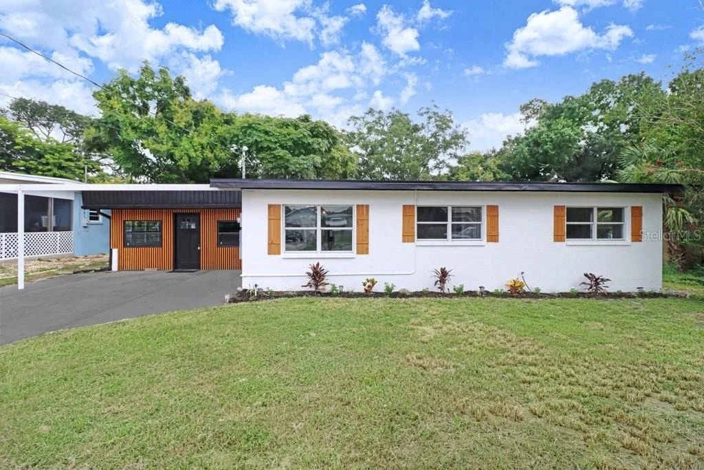 Photo of 124 EDGEWATER DRIVE