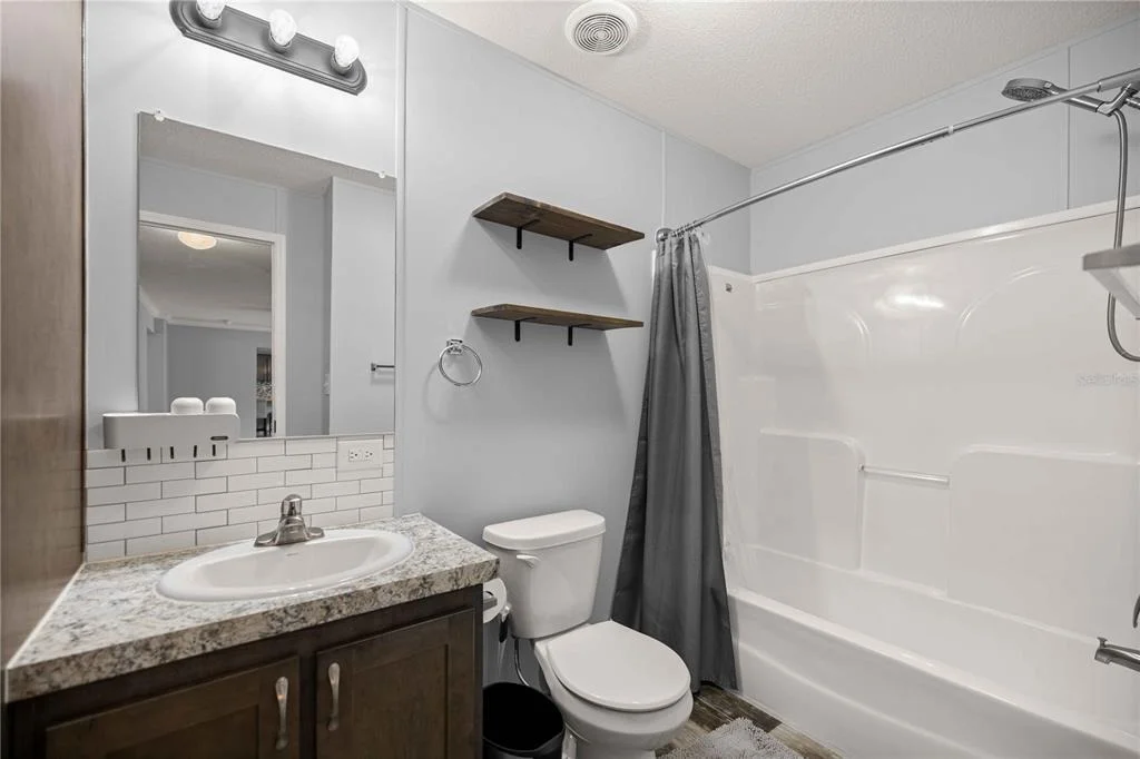 Photo of 122 SE 70TH CIRCLE
