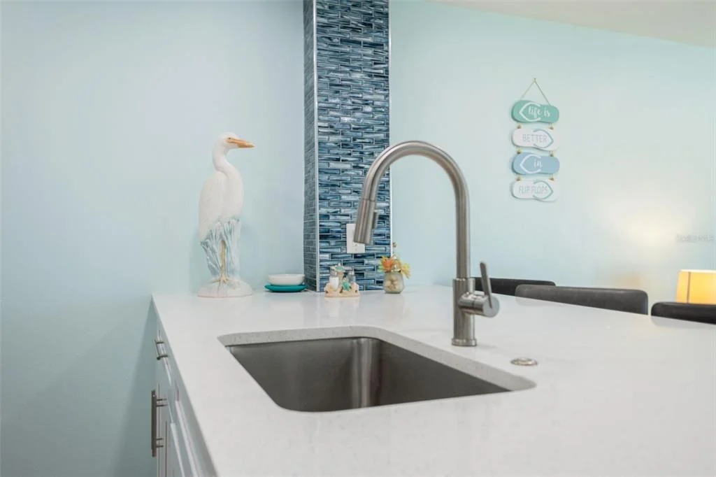 Photo of Unit G at 337 REX PLACE