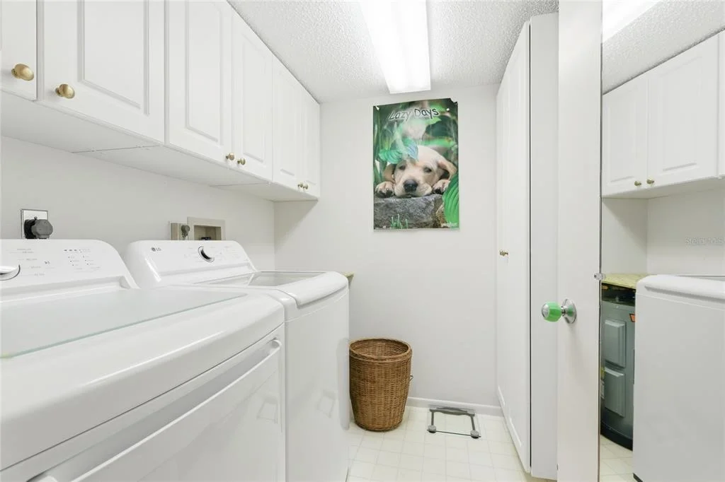 Photo of Unit 308 at 3750 PINEBROOK CIRCLE