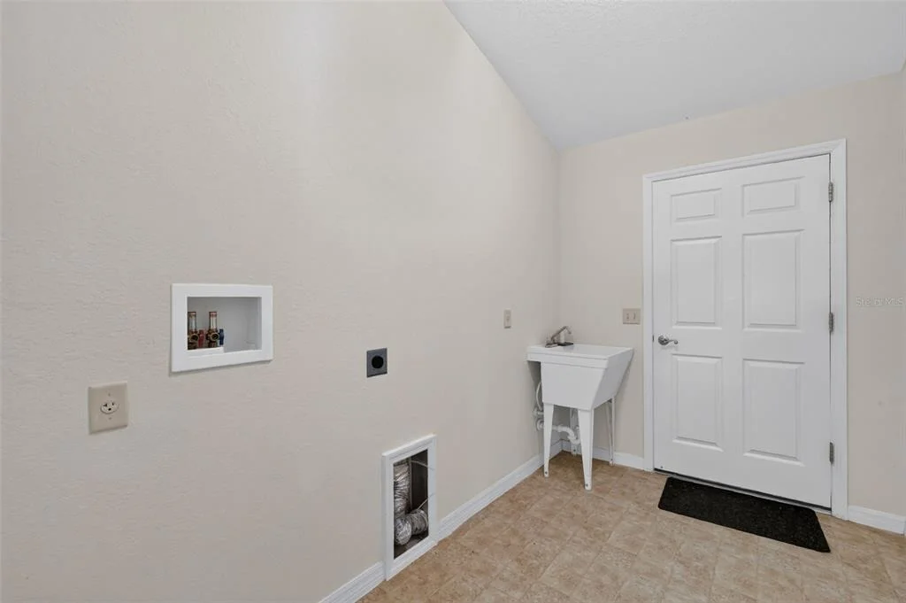Photo of 9699 COUNTY ROAD 121