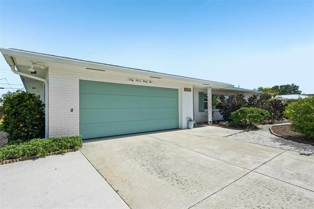 Photo of 6735 KEYSTONE DRIVE