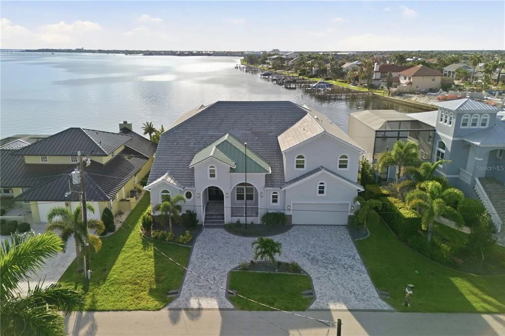 Photo of 2139 PALM TREE DRIVE