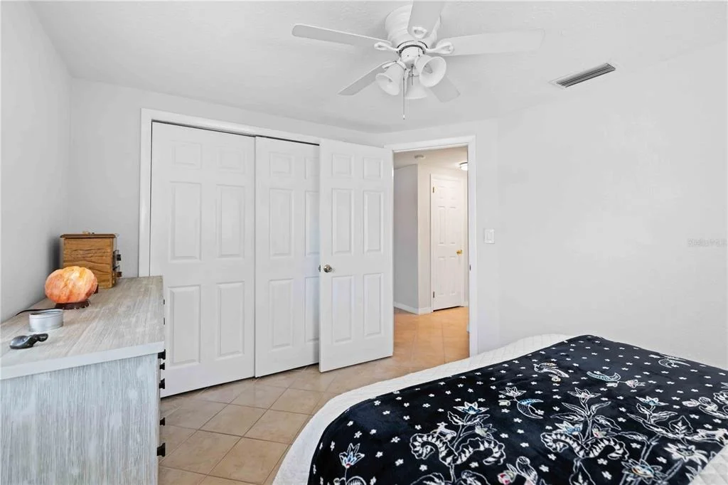 Photo of 3035 SHAMROCK DRIVE