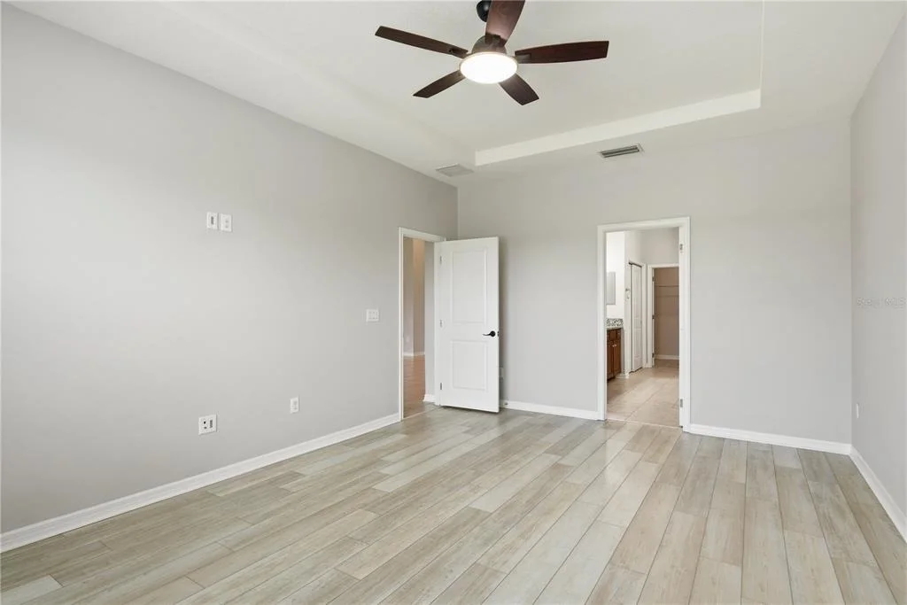 Photo of 6410 FALLING OAK TRAIL