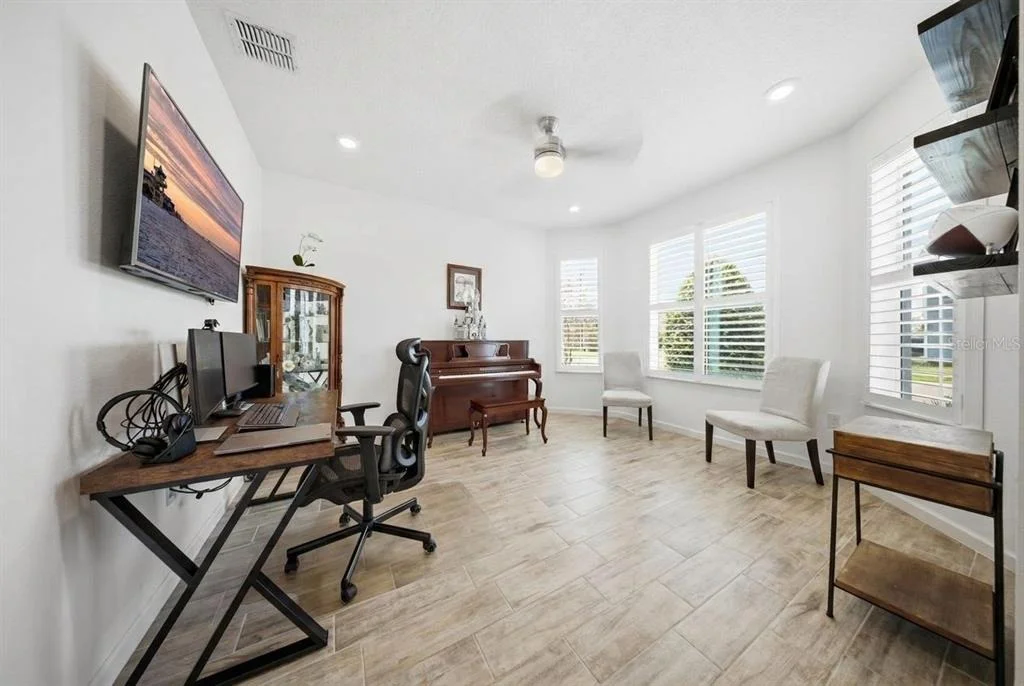 Photo of 17932 PASSIONFLOWER CIRCLE