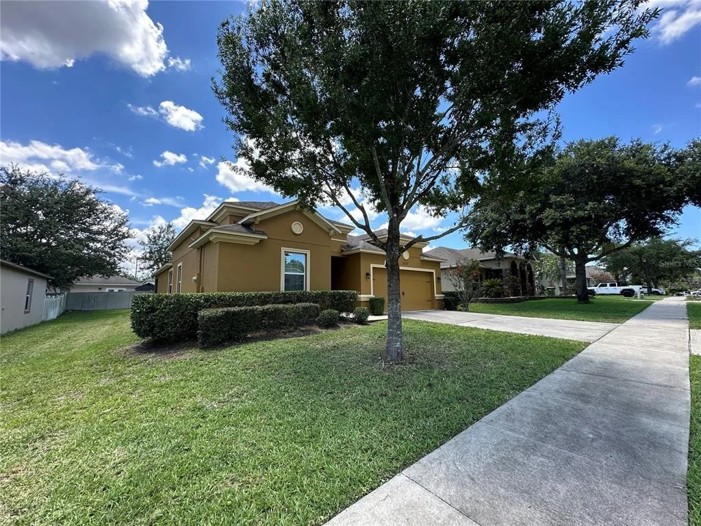 Photo of 2115 WASECA LANE
