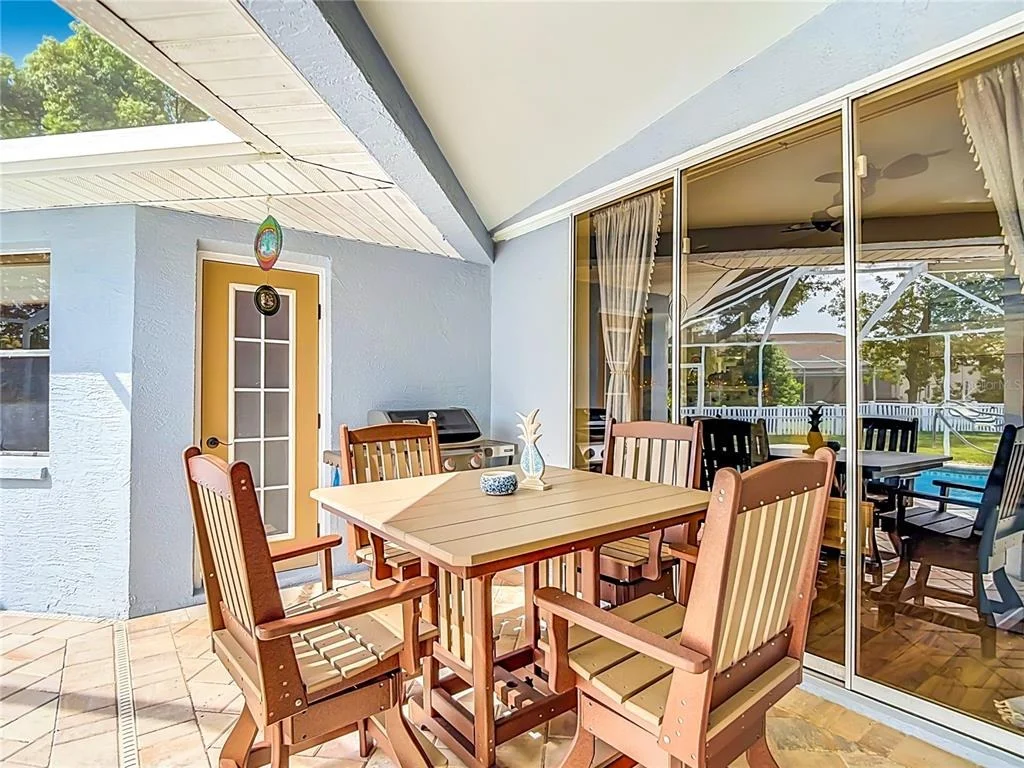 Photo of 1051 HOOK DRIVE