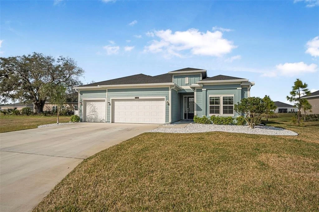 Photo of 2128 RAGLAN CIRCLE