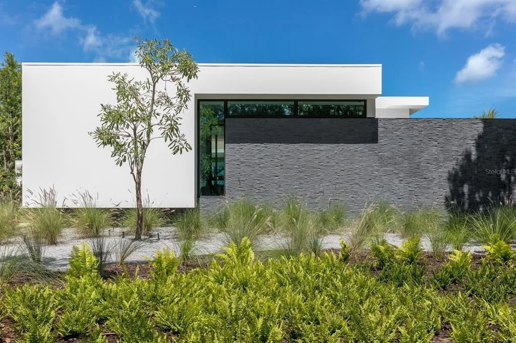 Photo of 1500 BAYVIEW DRIVE