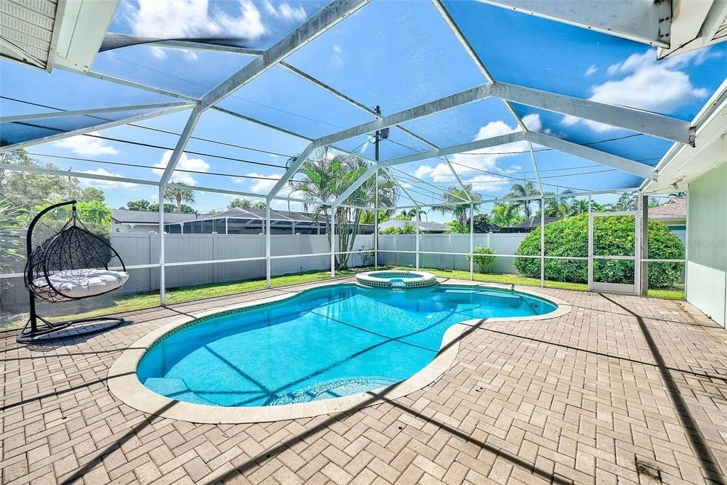 Photo of 809 JACARANDA DRIVE