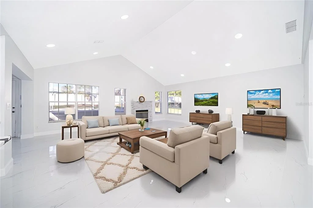 Photo of 1250 GLENMORE DRIVE