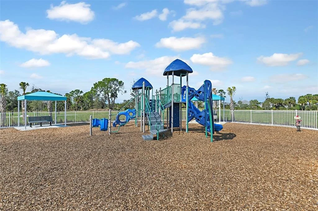 Photo of 9850 CRYSTAL ISLES CIRCLE