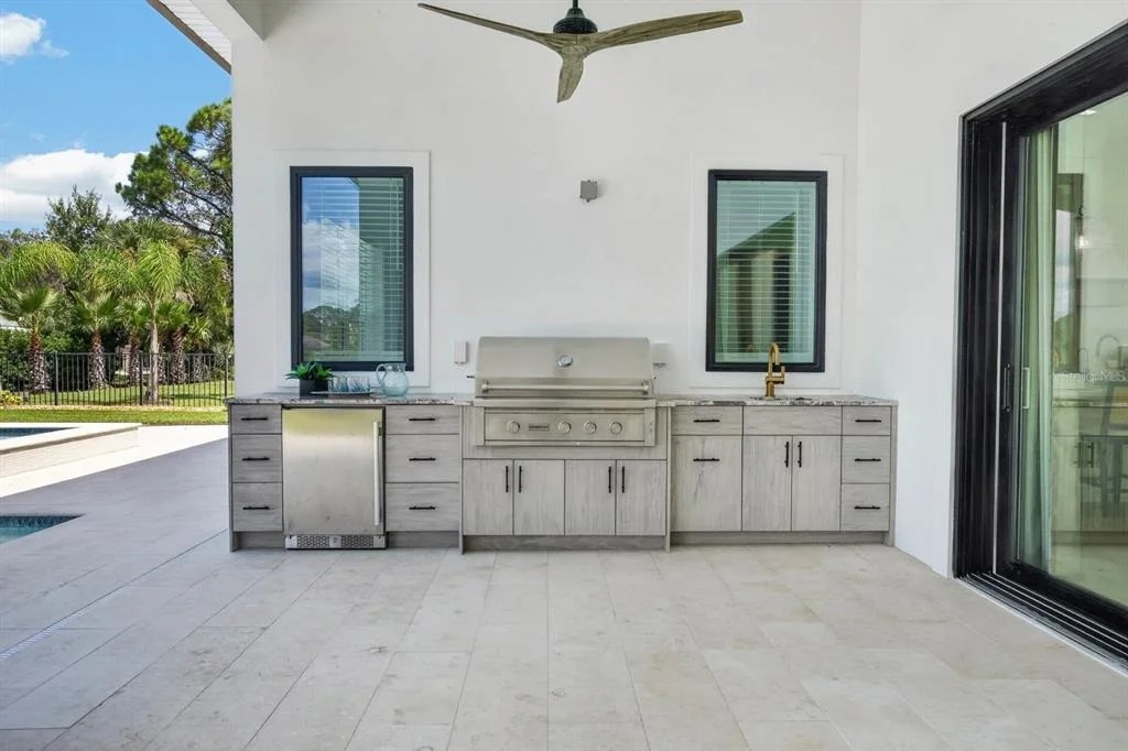 Photo of 100 LA TOSCANA ROTONDA