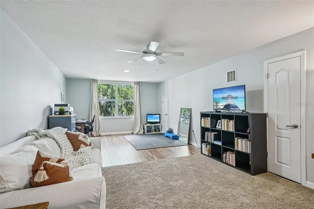 Photo of 11325 HIDDEN VALLEY LANE