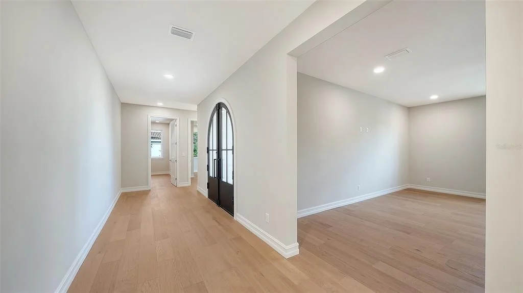 Photo of 1850 WEBBER STREET